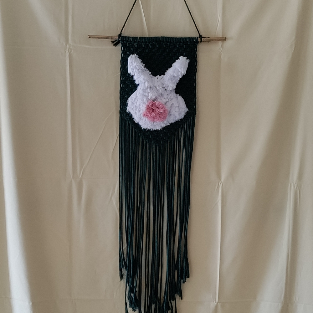 Macrame wall hanging